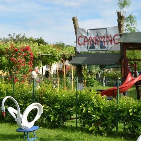 Camping Casuta Mihaela Crisan  Exterior photo
